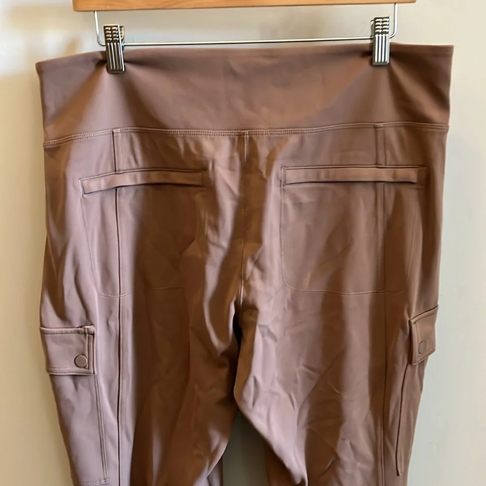 Athleta Delancey Straight Cargo Pants Rustic Beige Size XL